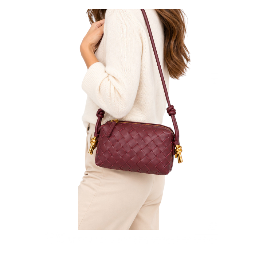 CAMERA BAG - Genuine leather R CAMERA BAG - Genuine leather R