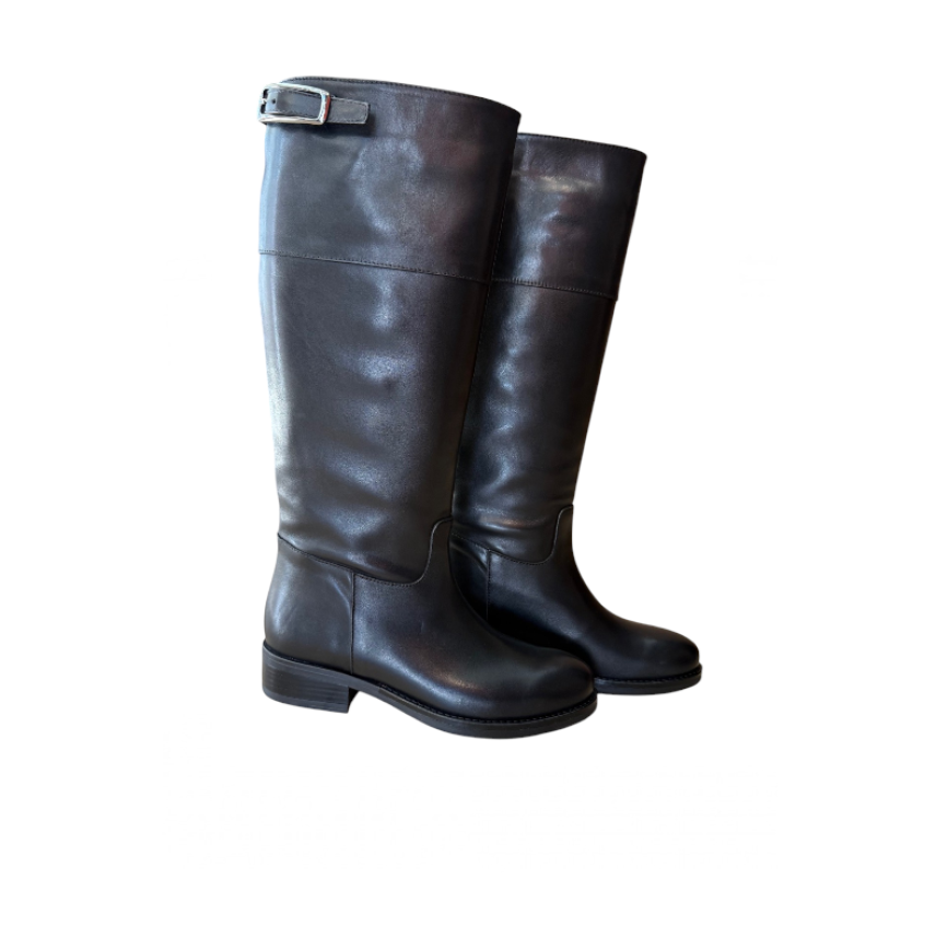 ΓΥΝΑΙΚΕΙΑ ΜΠΟΤΑ ΔΕΡΜΑΤΙΝΗ