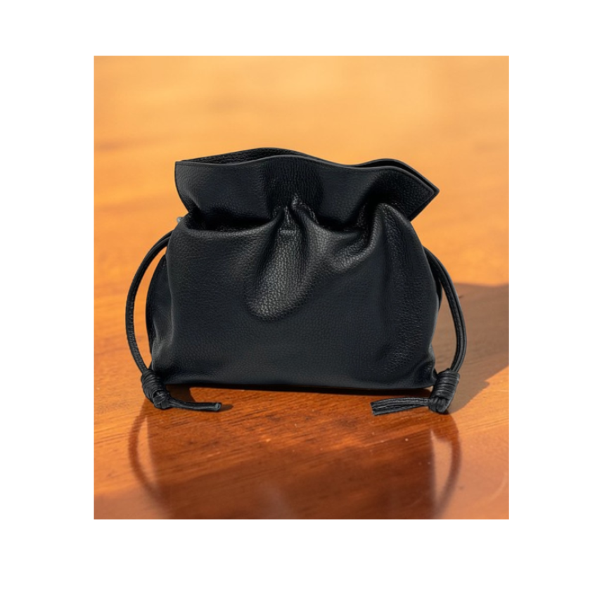 Genuine leather drawstring pou