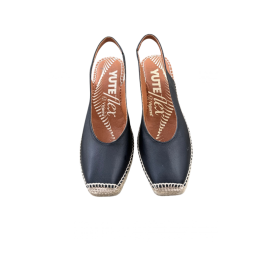 ΓΥΝΑΙΚΕΙΑ ΕΣΠΑΝΤΡΙΓΙΑ ΔΕΡΜΑ VI