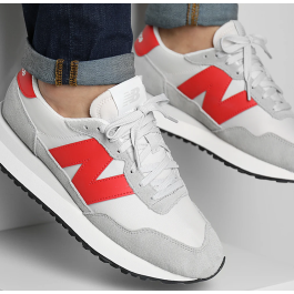 BEIGE NEW BALANCE ΠΑΠΟΥΤΣΙ CLA